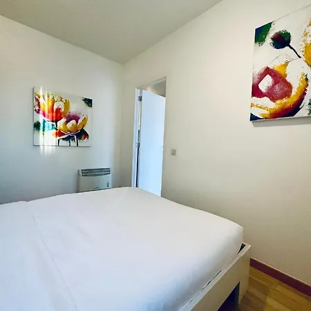 Urbanstay Suites Apartment In Charming Sablon Brussels Exterior photo