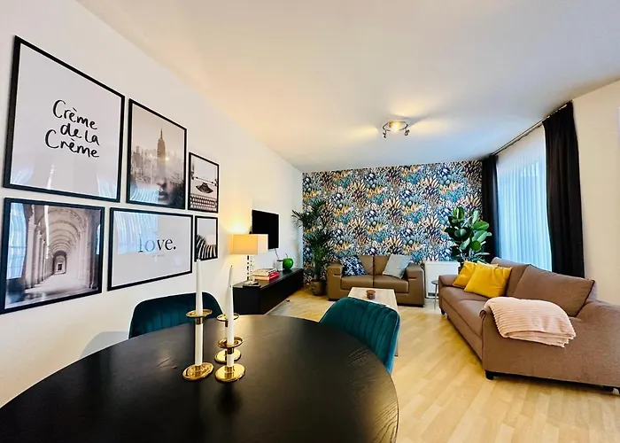 Urbanstay Suites Apartment In Charming Sablon