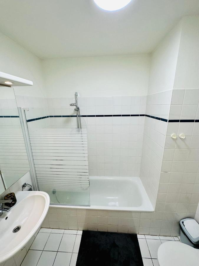 Urbanstay In Charming Sablon Apartamento